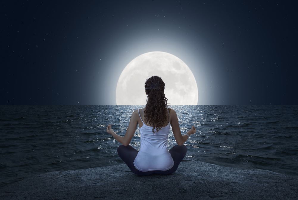 Can a Full Moon Meditation Help You?