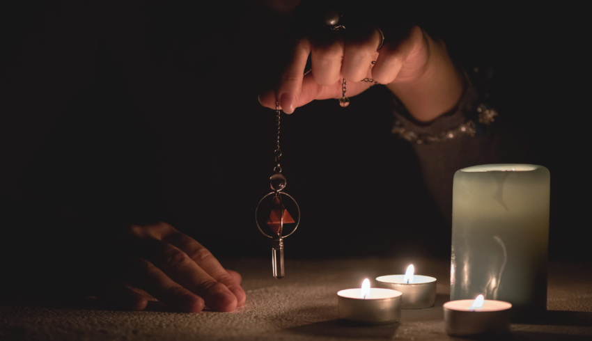 Dowsing with Pendulums
